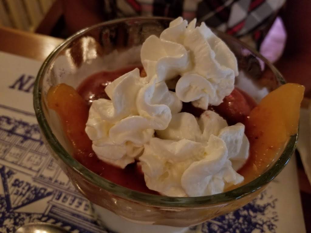 Brazos Belle Restaurant | restaurant | 600 N Main St, Burton, TX 77835, USA | 9792892677 OR +1 979-289-2677