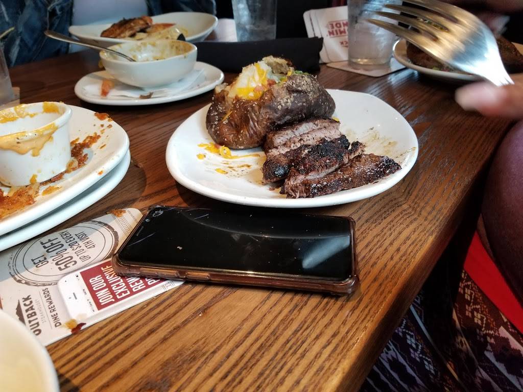 Outback Steakhouse | restaurant | 11196 Abercorn St, Savannah, GA 31419, USA | 9129200555 OR +1 912-920-0555