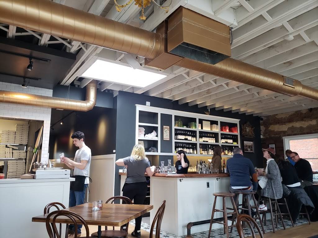 Il Rione | restaurant | 1303 W 65th St, Cleveland, OH 44102, USA | 2162821451 OR +1 216-282-1451