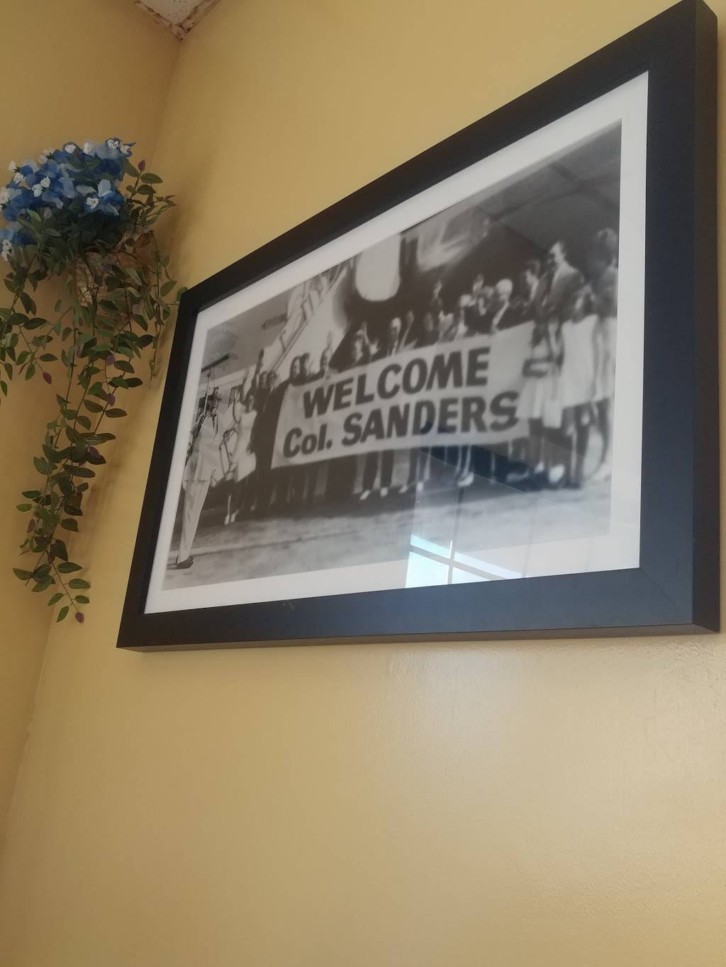 KFC | meal takeaway | 1254 US-431, Boaz, AL 35957, USA | 2565933331 OR +1 256-593-3331