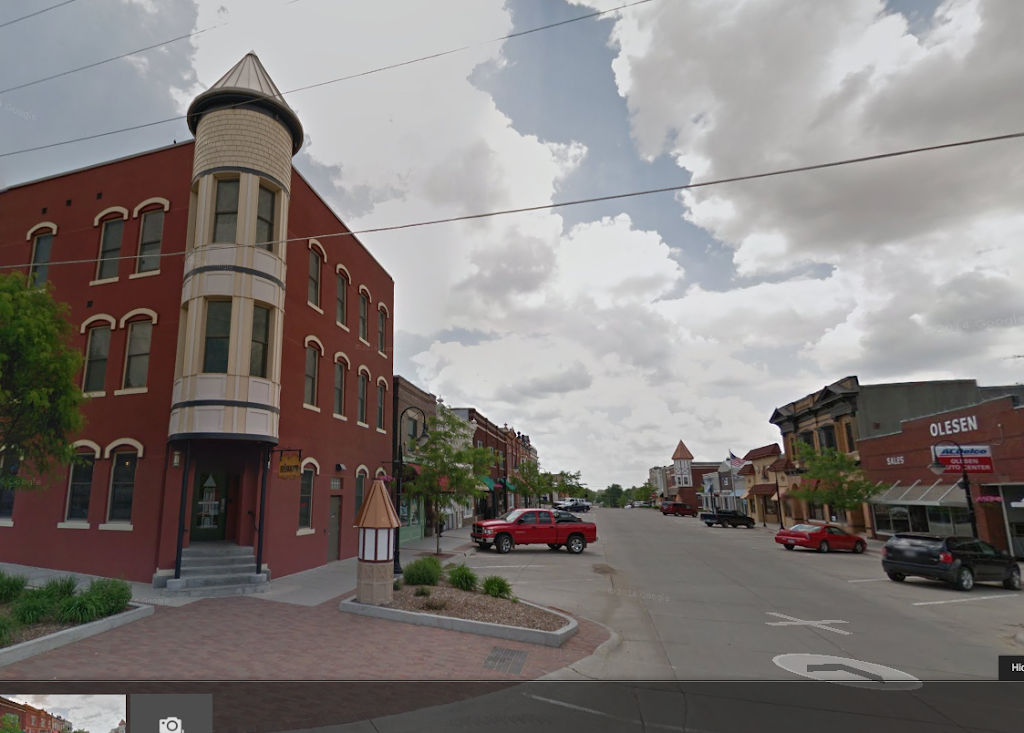 Friends Bar & Grill | restaurant | 133 N Elm St, Avoca, IA 51521, USA | 7123076474 OR +1 712-307-6474