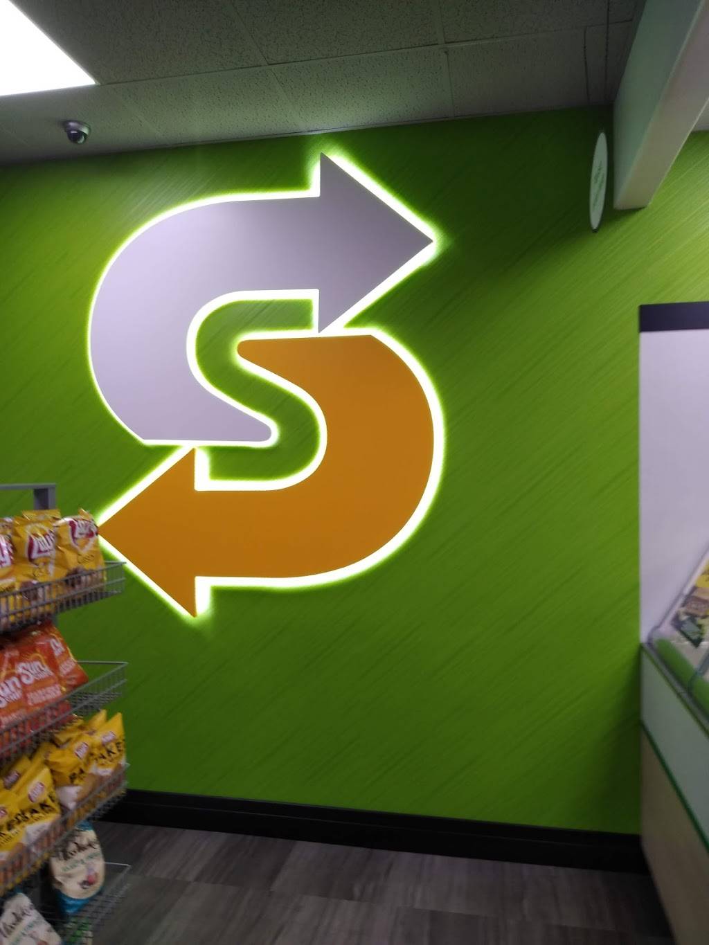 Subway | restaurant | 813 W Central Ave Ste 10, Bentonville, AR 72712, USA | 4792739606 OR +1 479-273-9606