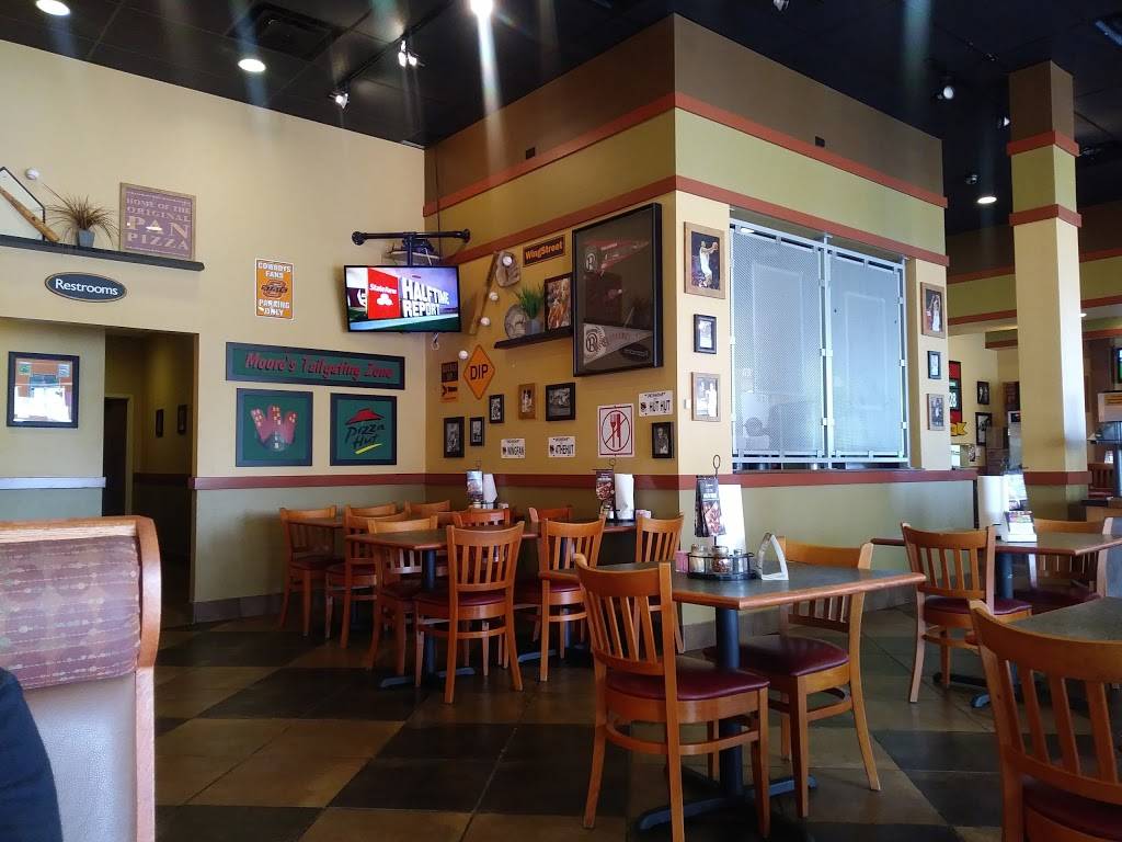 Pizza Hut | meal takeaway | 10400 S Western Ave, Oklahoma City, OK 73139, USA | 4057358600 OR +1 405-735-8600