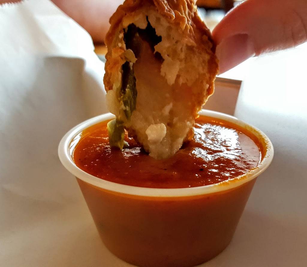 Gooeys American Grille | restaurant | 950 Gateway Commons Cir, Wake Forest, NC 27587, USA | 9197615191 OR +1 919-761-5191