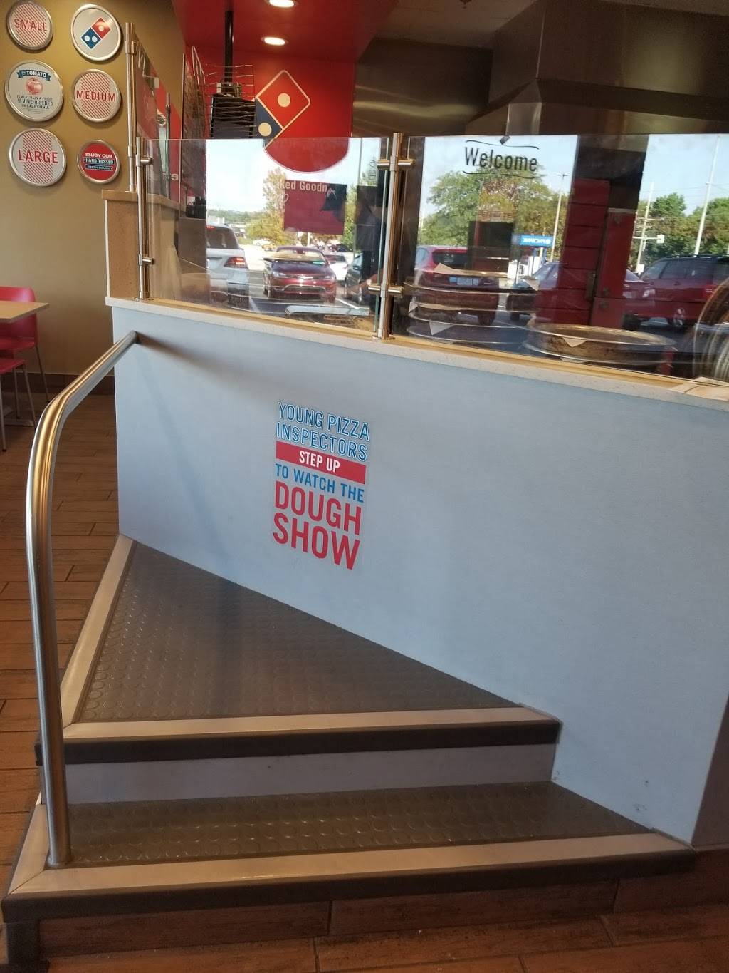 Dominos Pizza | meal delivery | 13728 Olive Blvd, Chesterfield, MO 63017, USA | 3142757979 OR +1 314-275-7979