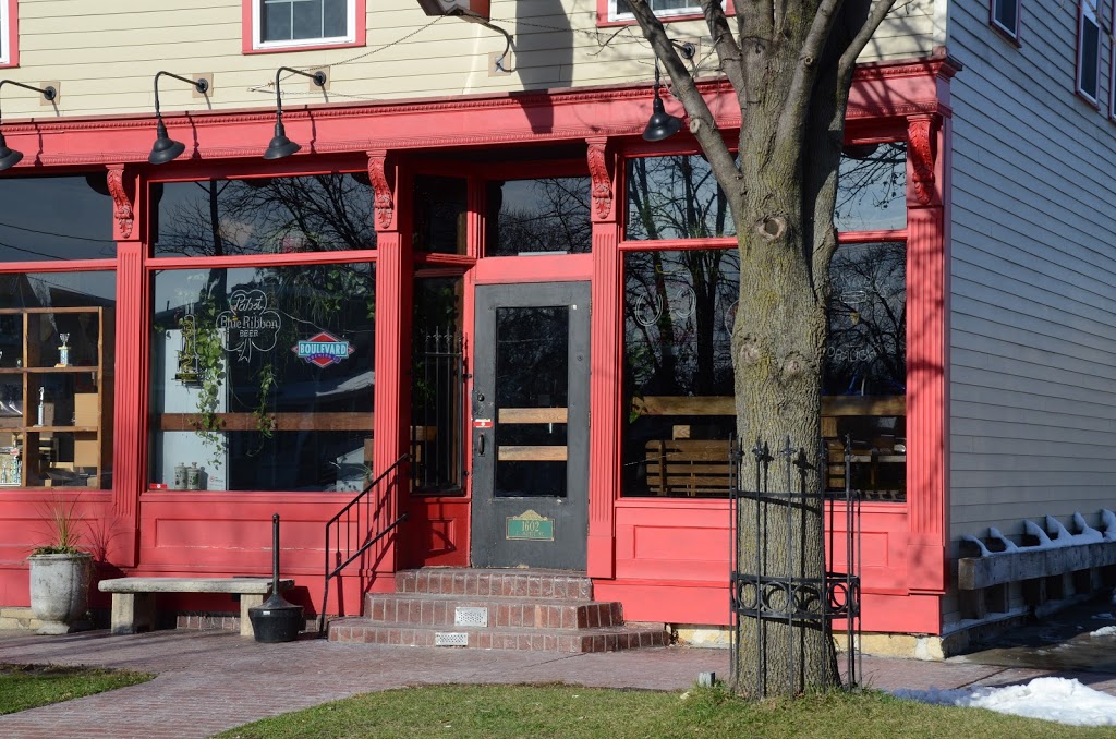 Mahoneys Irish Pub | restaurant | 1602 E Ave NE, Cedar Rapids, IA 52402, USA | 3193645754 OR +1 319-364-5754