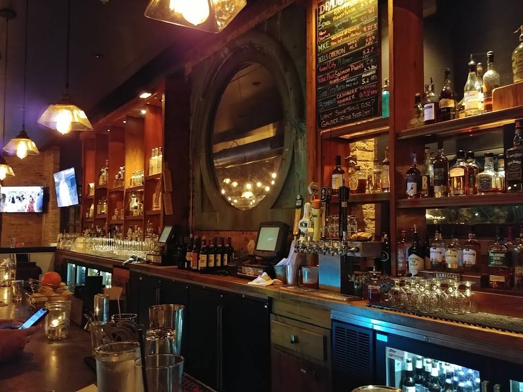 The Yard at The Iron Horse Hotel | restaurant | 500 W Florida St, Milwaukee, WI 53204, USA | 4143744766 OR +1 414-374-4766