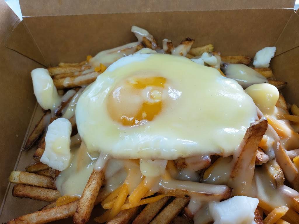 Wallys Weenie Wagon | restaurant | 8113 WI-57, Baileys Harbor, WI 54202, USA | 9204219090 OR +1 920-421-9090