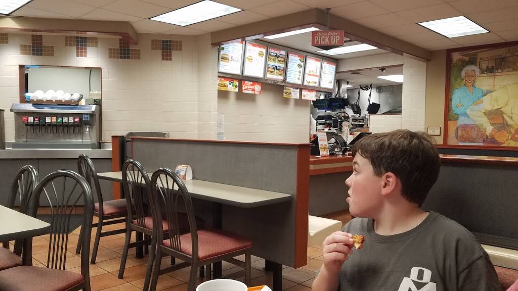 Whataburger | restaurant | 1101 1st St S, Alabaster, AL 35007, USA | 2056204188 OR +1 205-620-4188