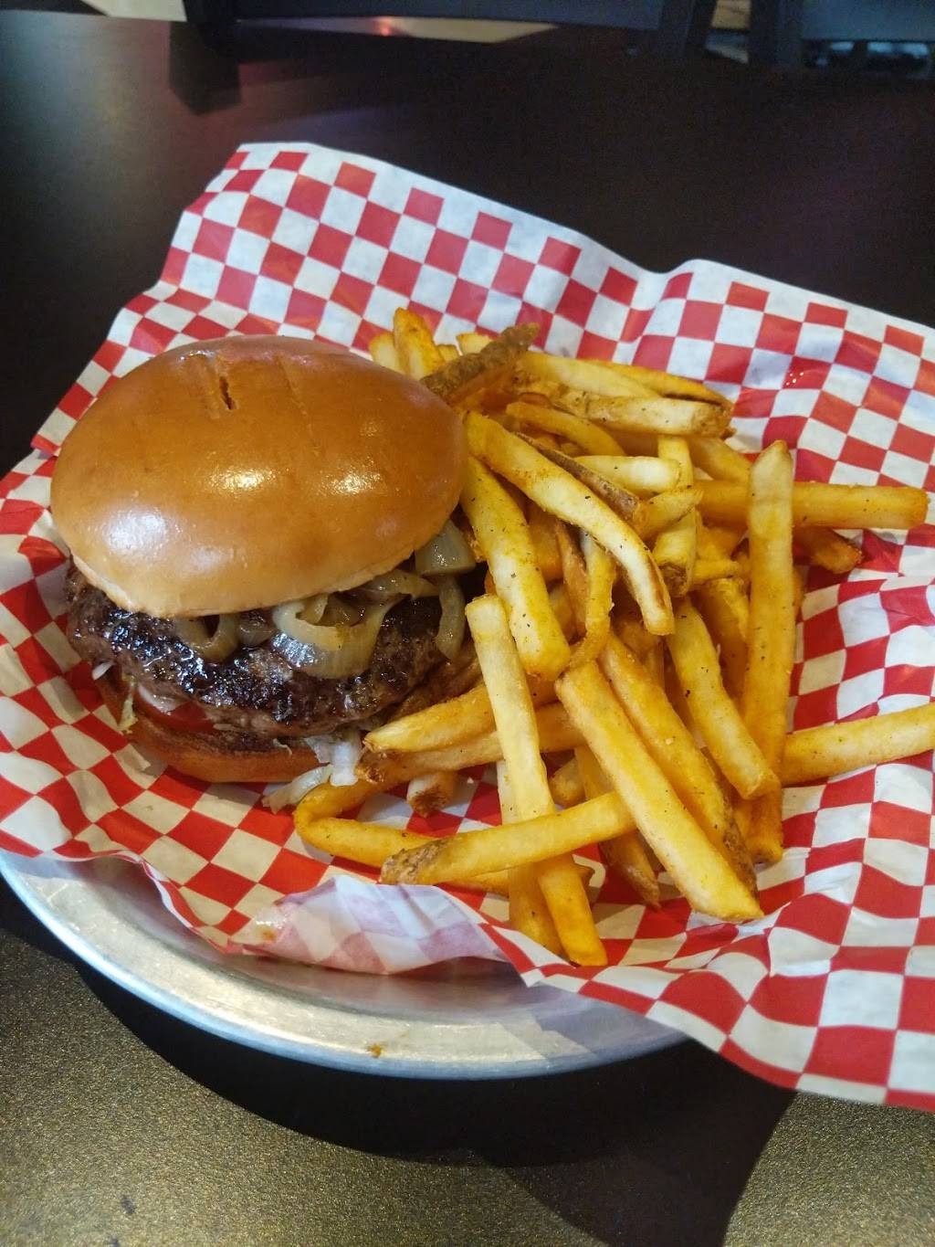 Hamburger Marys St Louis | restaurant | 400 Washington Ave, St. Louis, MO 63102, USA | 3148334000 OR +1 314-833-4000