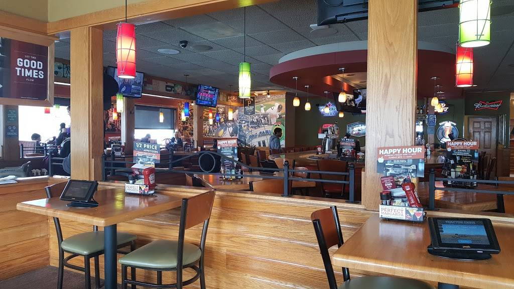 Applebees Grill + Bar | restaurant | 1601 South Braddock Avenue Edgewood Towne Centre, Pittsburgh, PA 15218, USA | 4127319782 OR +1 412-731-9782