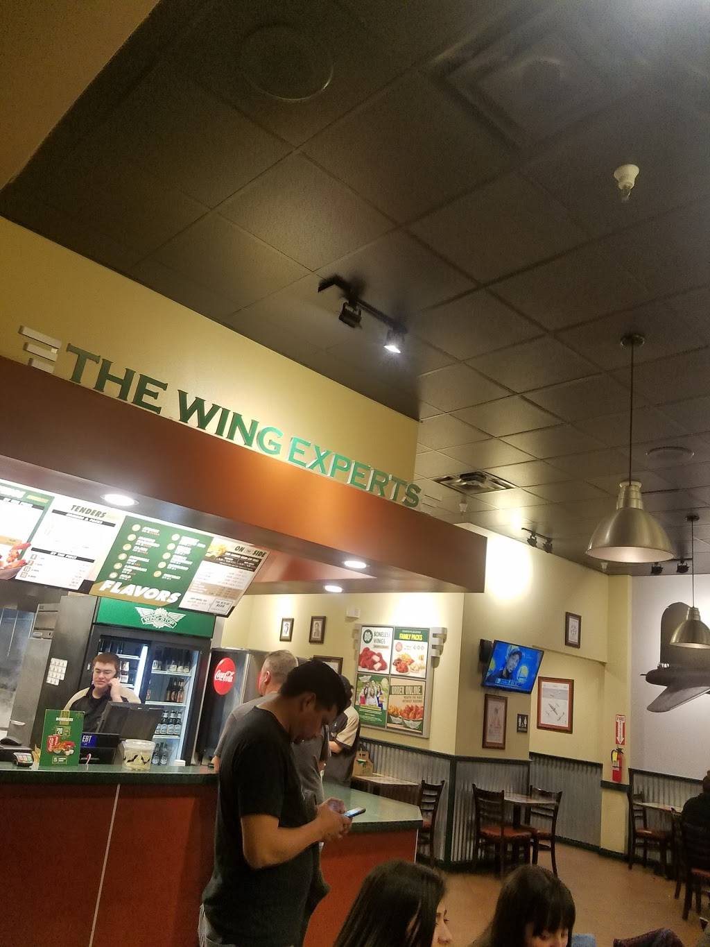 Wingstop | restaurant | 2719 McKee Rd, San Jose, CA 95133, USA | 4082589464 OR +1 408-258-9464