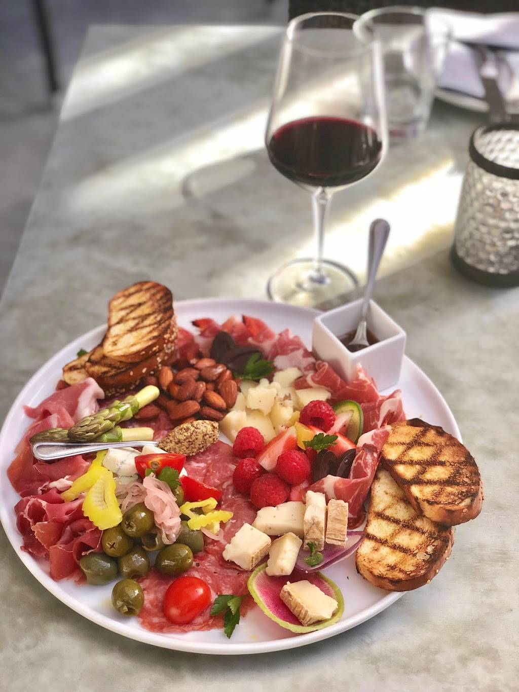 joscō bar & oven | restaurant | 157 US-1, Tequesta, FL 33469, USA | 5619727337 OR +1 561-972-7337