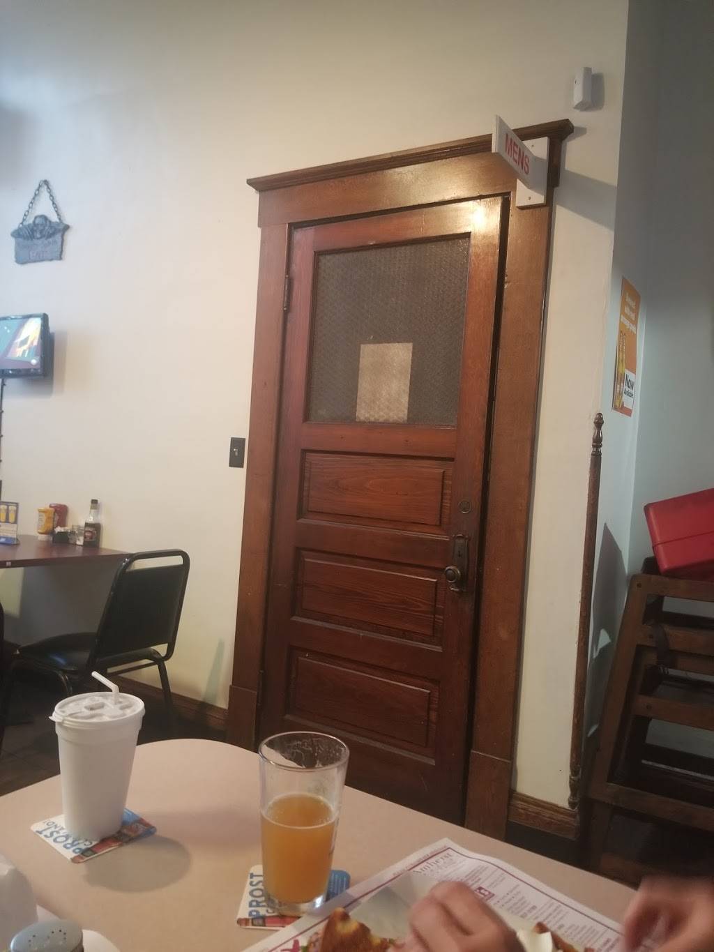 BreakAway Sports Pub & Grill | restaurant | 1159, 9, N Main St, Navarre, OH 44662, USA | 3307917900 OR +1 330-791-7900