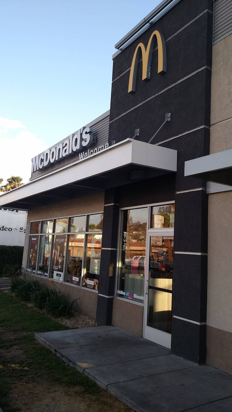 McDonalds | cafe | 4348 Sunset Blvd, Los Angeles, CA 90029, USA | 3236604166 OR +1 323-660-4166