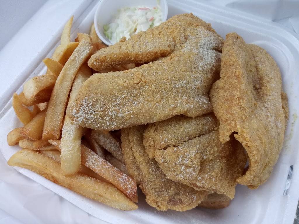 Hook Fish & Chicken | restaurant | 5000 Reading Rd, Cincinnati, OH 45237, USA | 5132425888 OR +1 513-242-5888