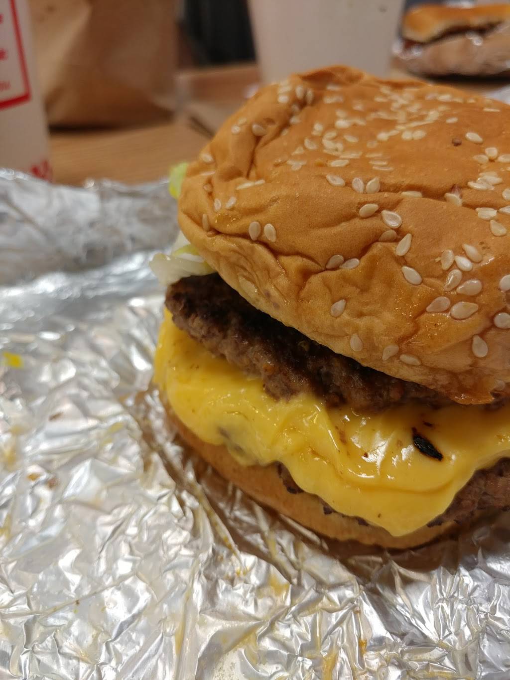 Five Guys | meal takeaway | 1143 Brown St, Dayton, OH 45409, USA | 9372222325 OR +1 937-222-2325