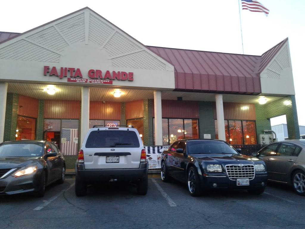 Fajita Grande | restaurant | 5 Willowdale Dr # 3-5, Frederick, MD 21702, USA | 3016988989 OR +1 301-698-8989
