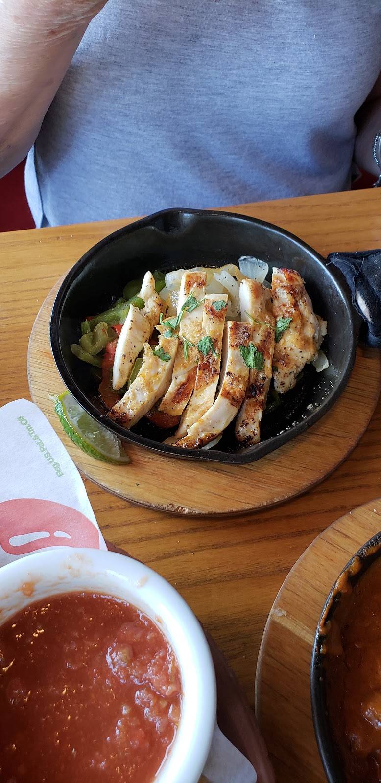 Chilis Grill & Bar | meal takeaway | 4085 Virginia Beach Blvd, Virginia Beach, VA 23452, USA | 7574312663 OR +1 757-431-2663