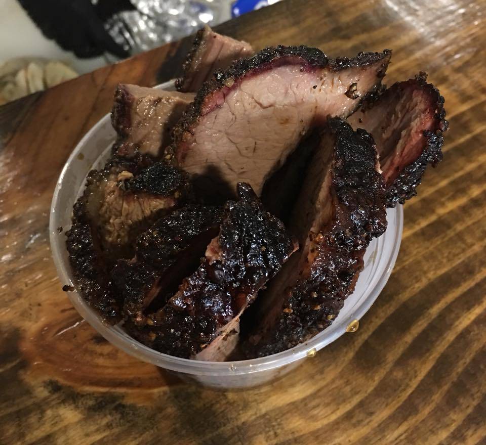 Southern Yanks Smokehouse | restaurant | 57 W Chestnut St, Washington, PA 15301, USA | 8782123132 OR +1 878-212-3132