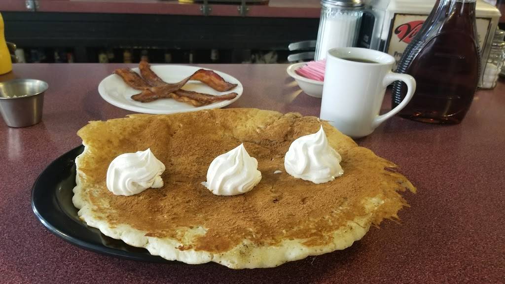 Victory Café | cafe | 200 N Main St, Galena, IL 61036, USA | 8157774407 OR +1 815-777-4407