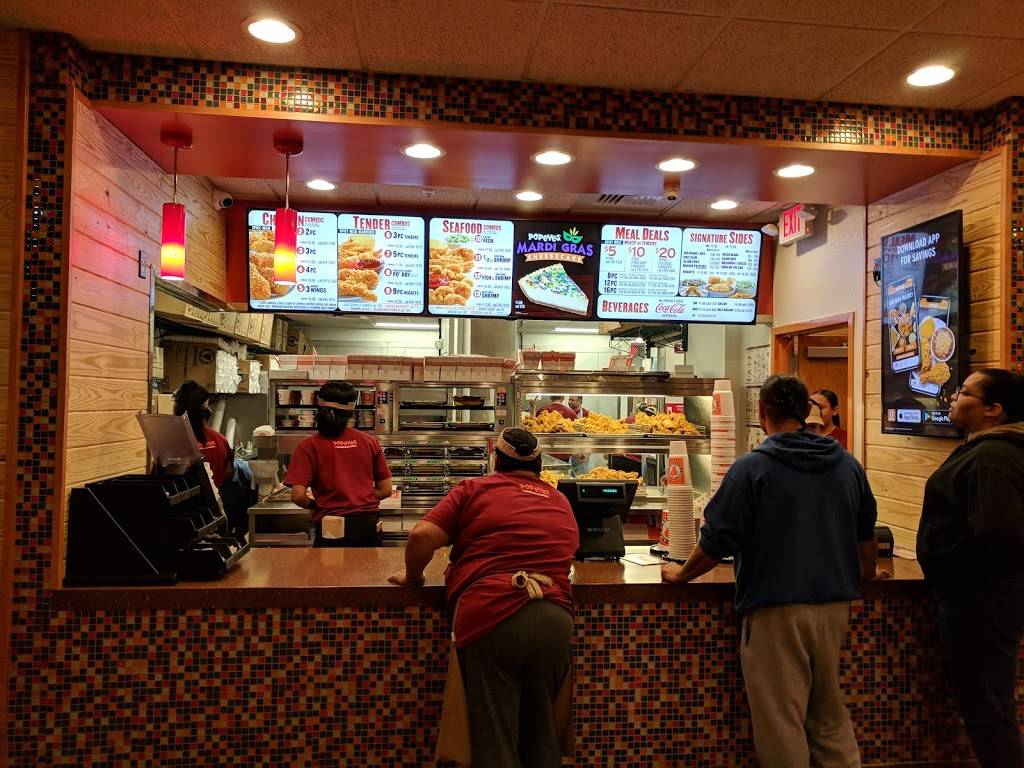 Popeyes Louisiana Kitchen | restaurant | 3225 N 5th Street Hwy, Reading, PA 19605, USA | 6103965550 OR +1 610-396-5550