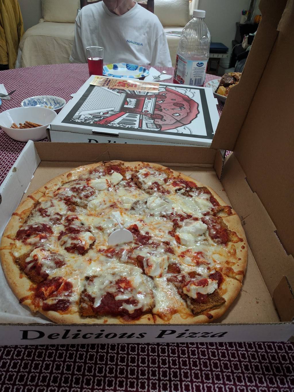 Natales Pizzeria & Catering | restaurant | 14 Prospect St, Waldwick, NJ 07463, USA | 2014452860 OR +1 201-445-2860