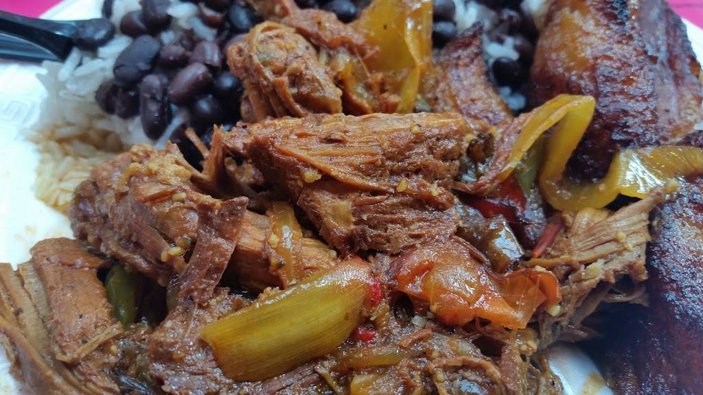 Latin Grill | restaurant | 11401 NW 12th St, Miami, FL 33172, USA | 3057189192 OR +1 305-718-9192