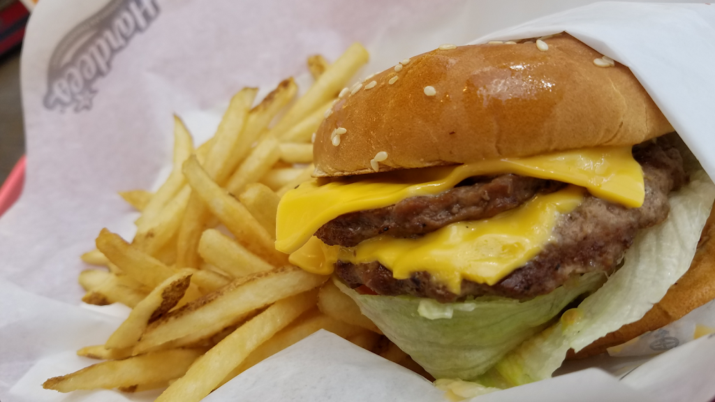 Hardees | restaurant | 6671 Roswell Rd NE, Sandy Springs, GA 30328, USA | 4043037817 OR +1 404-303-7817