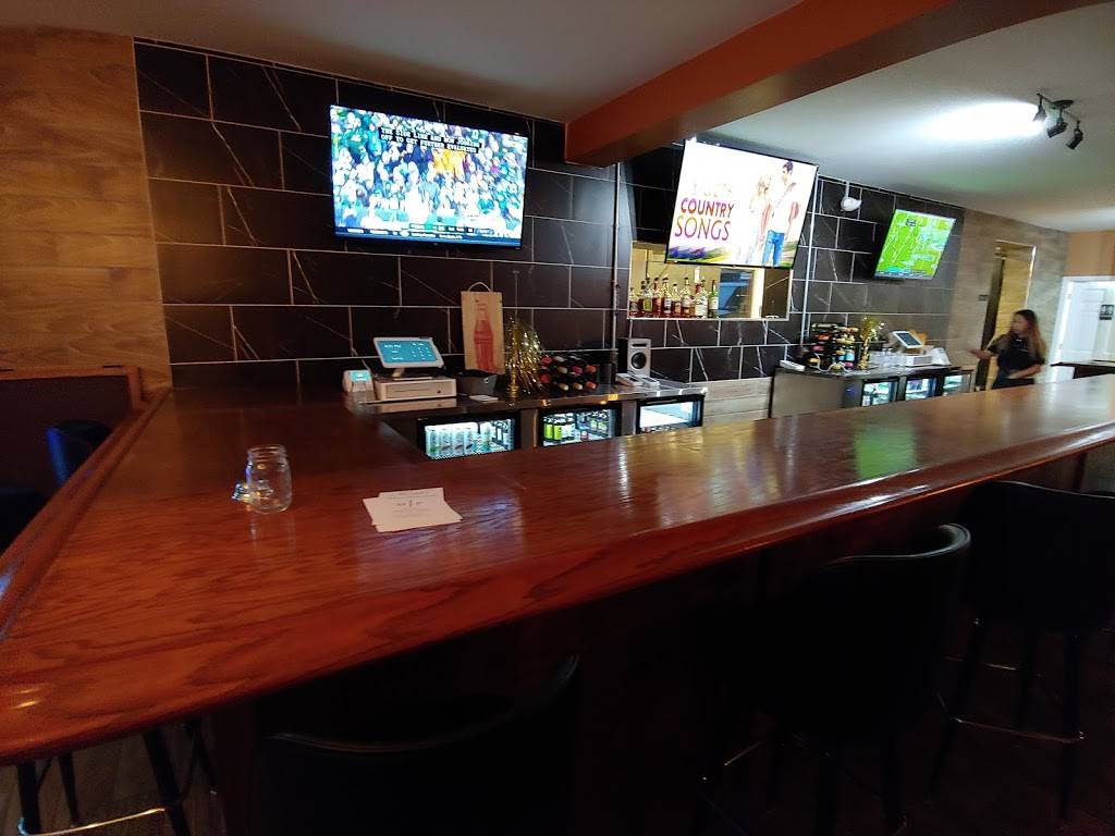 Marsel’s Italian Restaurant | restaurant | 4252 S Howell Ave, Milwaukee, WI 53207, USA | 4147630033 OR +1 414-763-0033