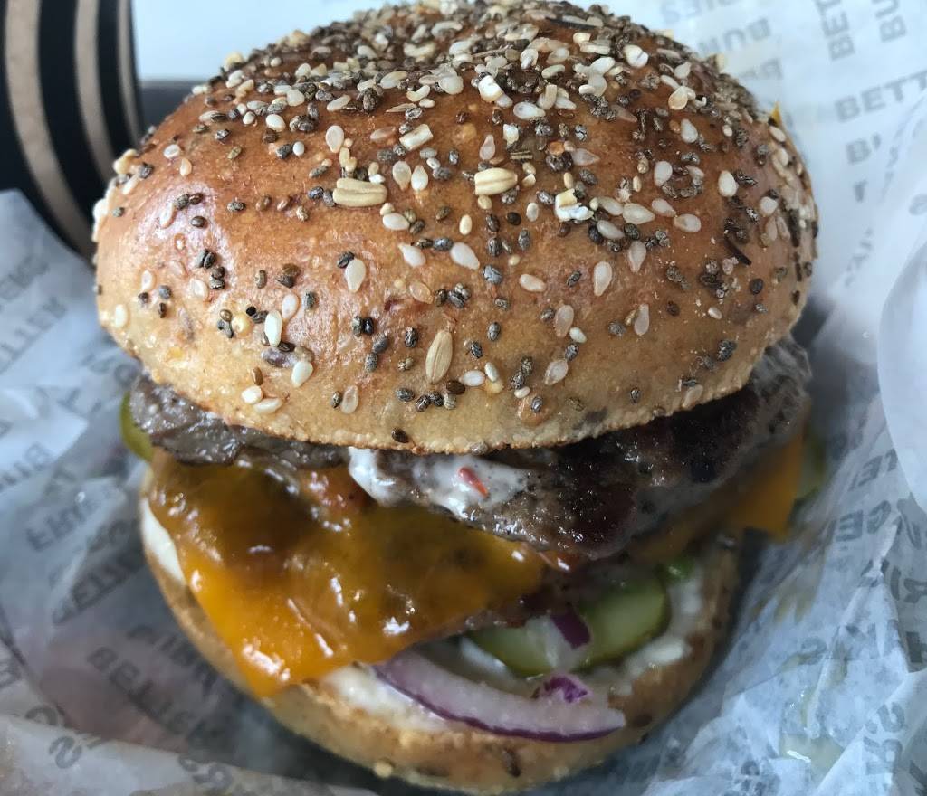 South St. Burger | restaurant | 738 Burloak Dr, Burlington, ON L7L 0B1, Canada | 9056375409 OR +1 905-637-5409