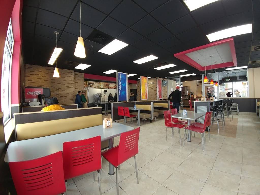 Burger King | restaurant | 832 W Main St, Gaylord, MI 49735, USA | 9897322660 OR +1 989-732-2660