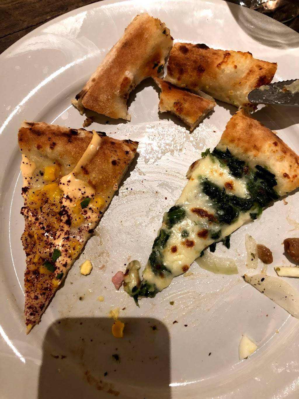 Delucca Gaucho Pizza and Wine | restaurant | 1628 Oak Lawn Ave Ste 100, Dallas, TX 75207, USA | 2147749903 OR +1 214-774-9903