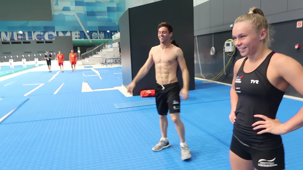 Super Star & Gyros | restaurant | 1159 W 47th St, Chicago, IL 60609, USA | 7739273647 OR +1 773-927-3647