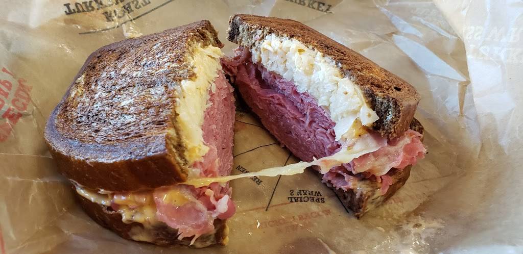 Arbys | restaurant | 2601 E W Main St, Plainfield, IN 46168, USA | 3178397517 OR +1 317-839-7517