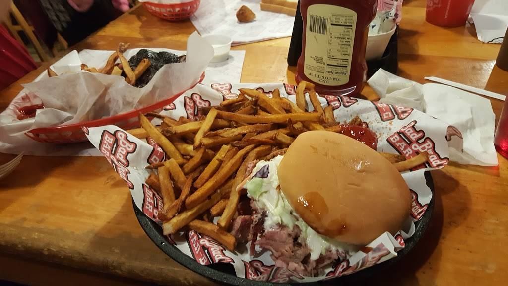 Bad Brads Bar-B-Q of Yukon | restaurant | 700 W Main St, Yukon, OK 73099, USA | 4053542122 OR +1 405-354-2122