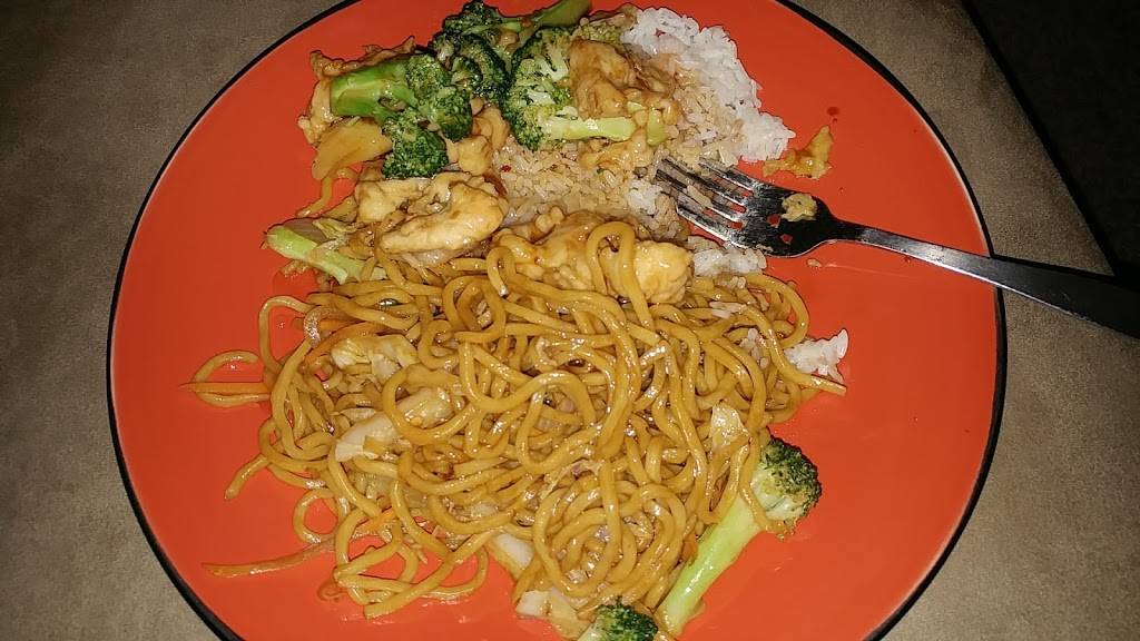 Chius Garden | restaurant | 13844 84th Dr, Briarwood, NY 11435, USA | 7182973330 OR +1 718-297-3330