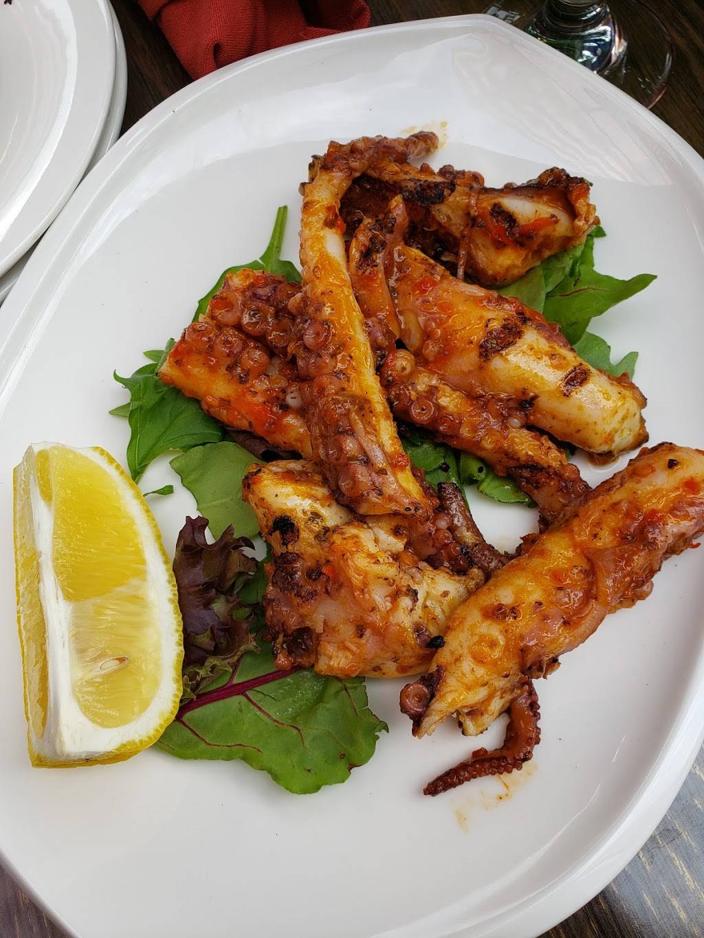 Goodfellas Wood Oven Pizza | restaurant | 50 Burnhamthorpe Rd W, Mississauga, ON L5B 3C2, Canada | 8554335527 OR +1 855-433-5527