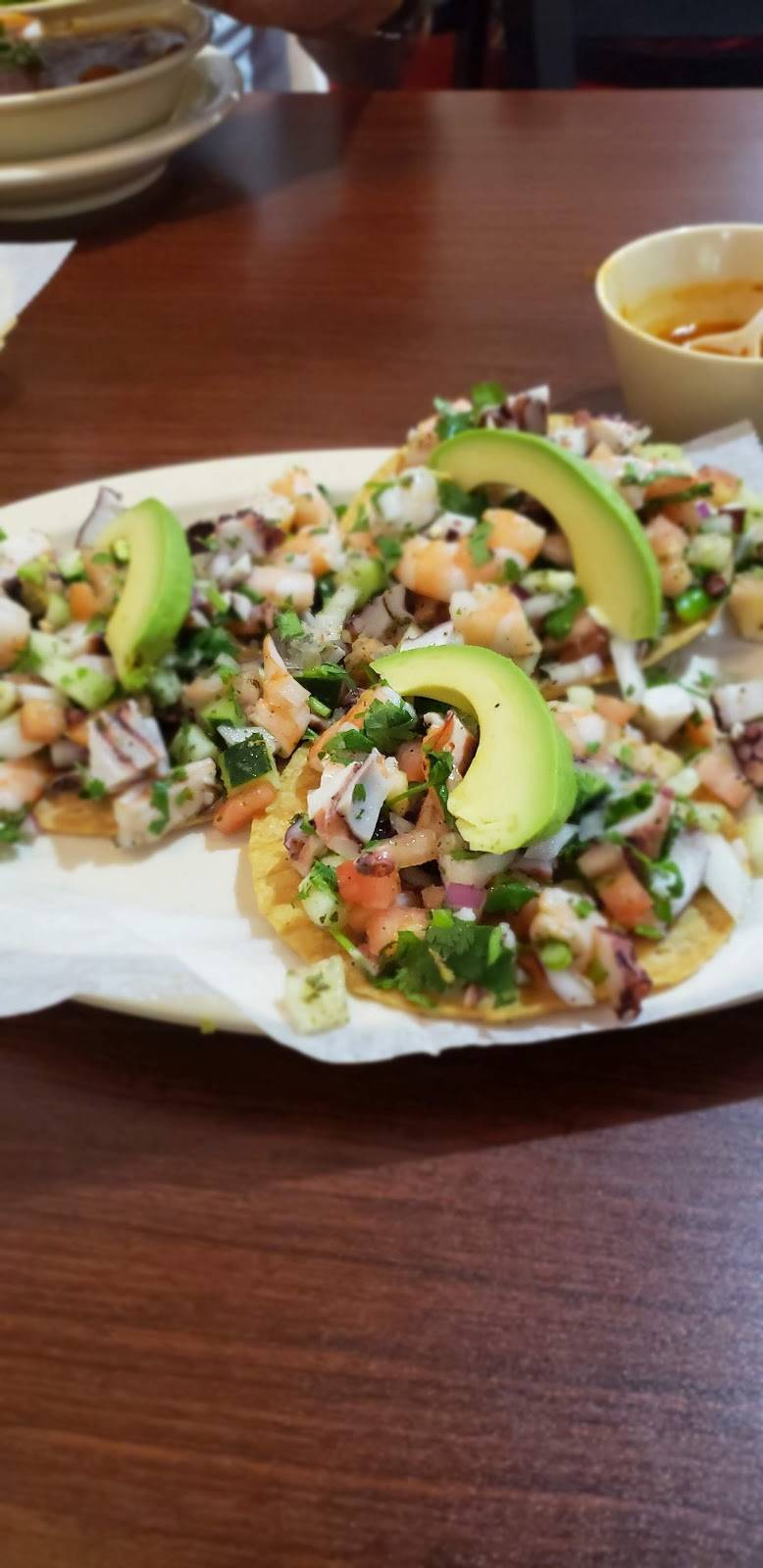 El Tecolote Restaurant | restaurant | 3519 W 26th St, Chicago, IL 60623, USA | 7732771490 OR +1 773-277-1490