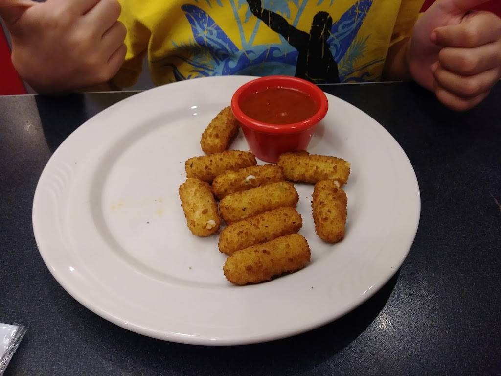 Friendlys | restaurant | 1462 Lincoln Hwy, Langhorne, PA 19047, USA | 2157525162 OR +1 215-752-5162