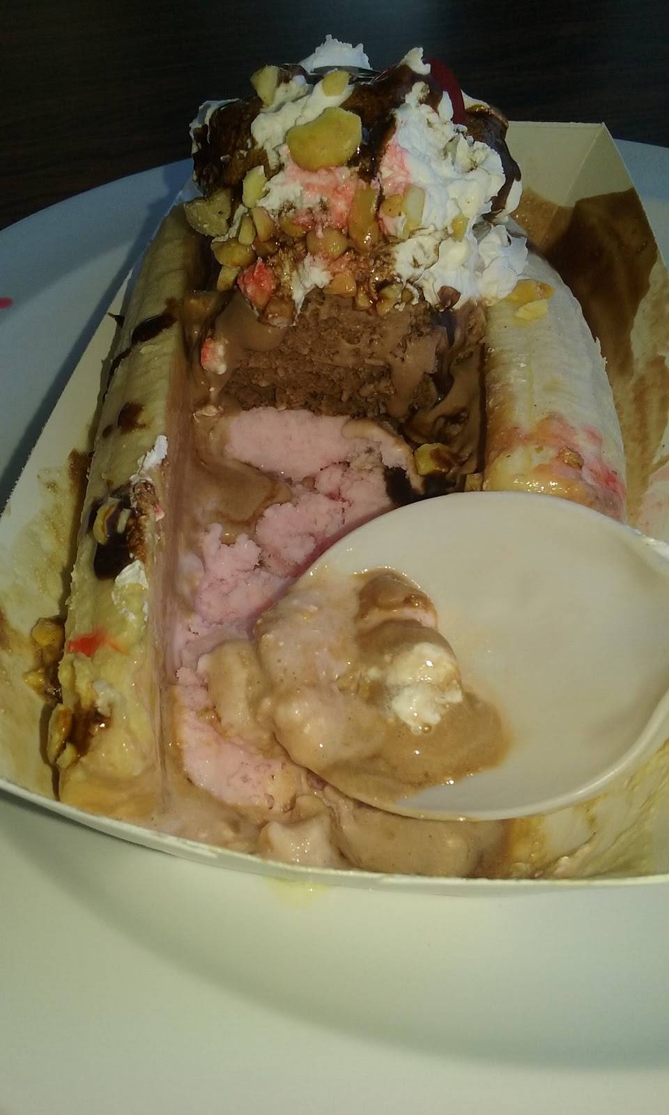 Apollo Burgers | restaurant | 4722 Slauson Ave, Maywood, CA 90270, USA | 3235602379 OR +1 323-560-2379