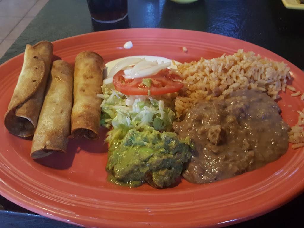 El Michoacano Restaurant | restaurant | 125 Baker St, Coalinga, CA 93210, USA | 5599341454 OR +1 559-934-1454