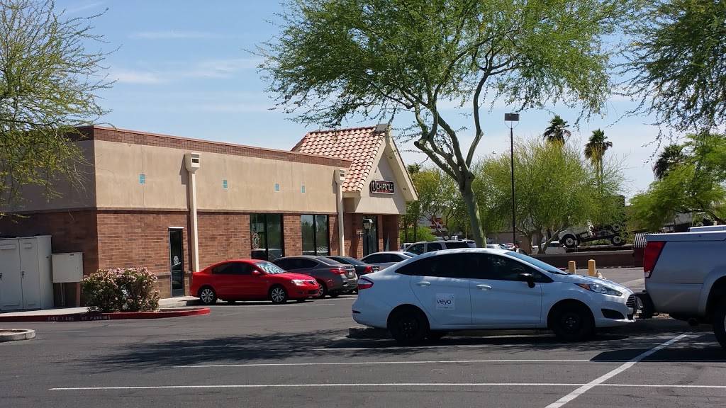 Chipotle Mexican Grill | restaurant | 5880 W Thunderbird Rd #1, Glendale, AZ 85306, USA | 6025042776 OR +1 602-504-2776