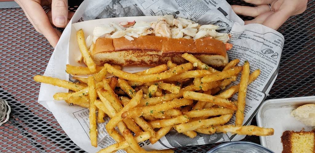 Close Harbour Seafood | restaurant | 959 Meriden-Waterbury Turnpike, Plantsville, CT 06479, USA | 8606217334 OR +1 860-621-7334