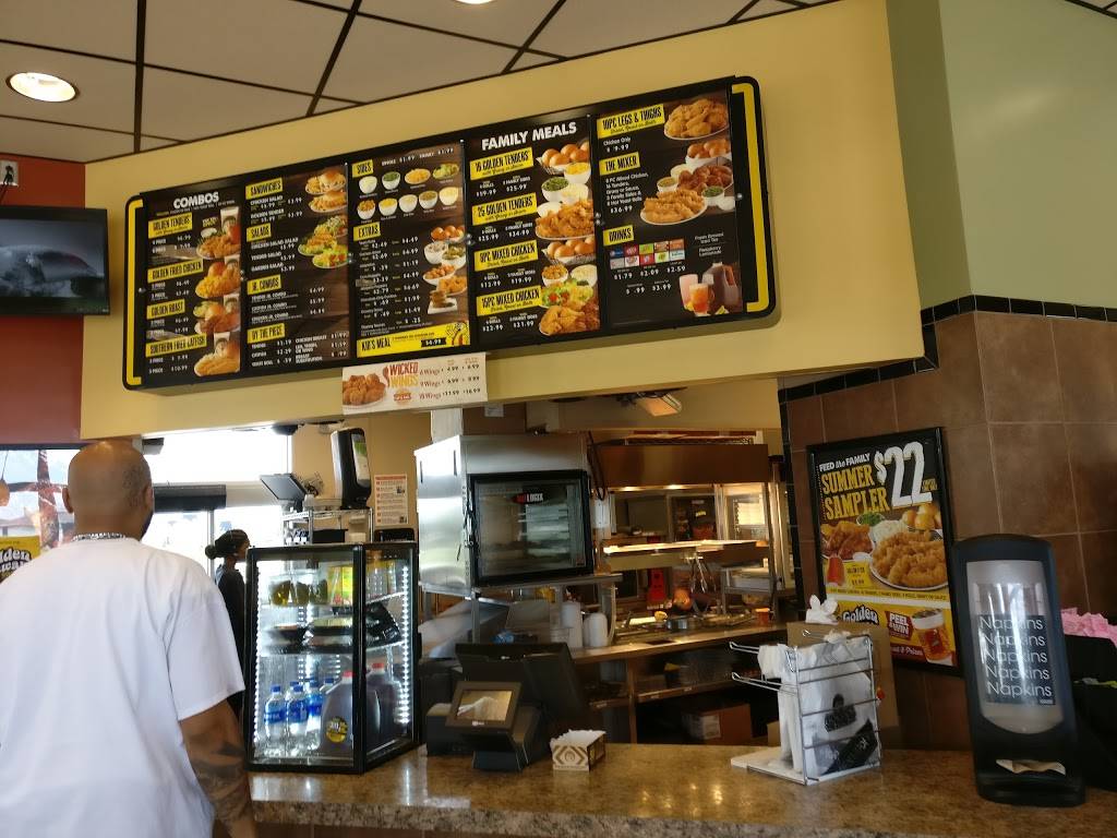 Golden Chick | meal takeaway | 7979 S Hampton Rd, Dallas, TX 75232, USA | 9727809000 OR +1 972-780-9000
