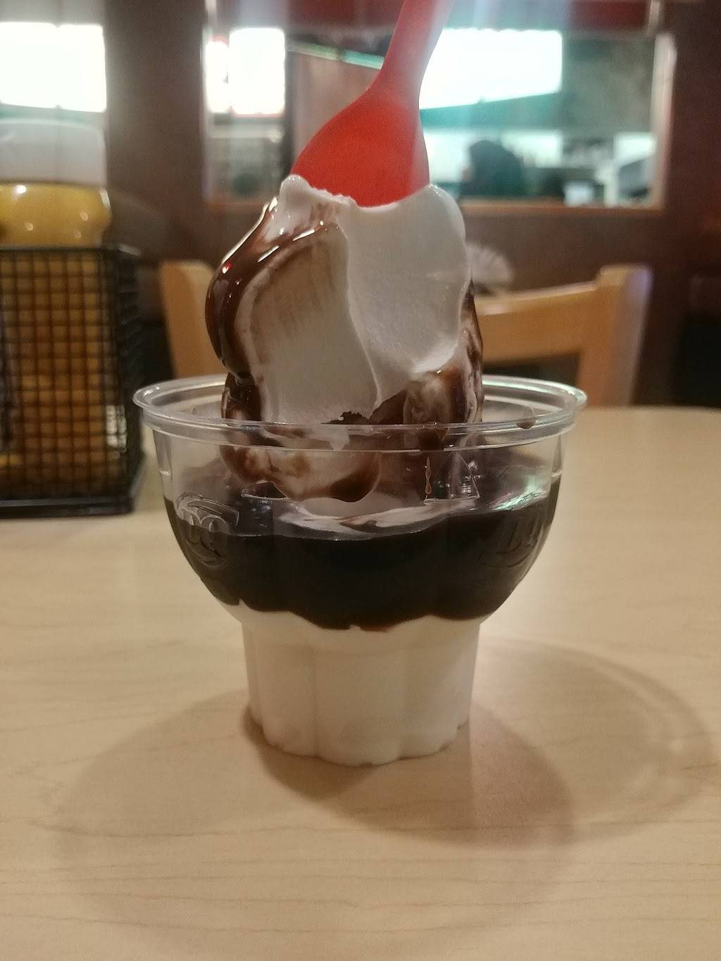 Dairy Queen Grill & Chill | restaurant | 407 St Clair St, Chatham, ON N7L 3K4, Canada | 5193529184 OR +1 519-352-9184