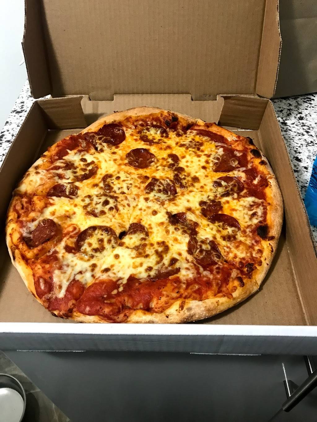 Master Pizzeria | restaurant | 420 Dawes Rd, East York, ON M4B 2E8, Canada | 4162856079 OR +1 416-285-6079