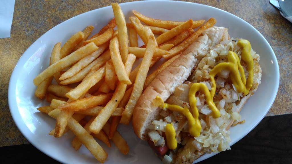 Uptown Coney Island | restaurant | 1555 S Main St, Chelsea, MI 48118, USA | 7344331012 OR +1 734-433-1012