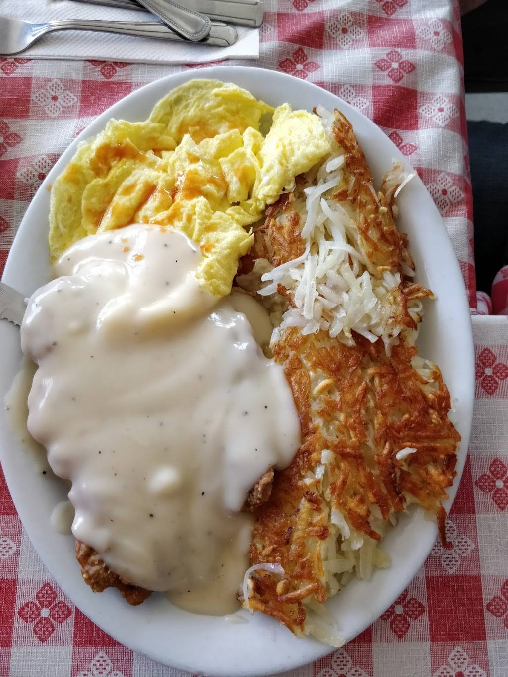 Red Hill Cafe | cafe | 420 E Dyer Rd, Santa Ana, CA 92707, USA | 7149570605 OR +1 714-957-0605