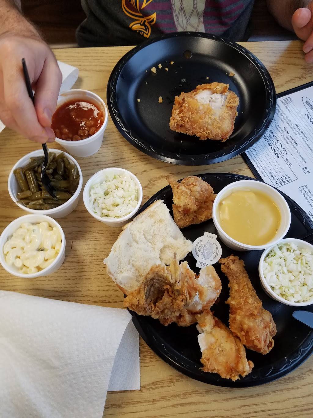 Hitching Post Kellogg - Worlds Best Fried Chicken | restaurant | 4535 Kellogg Ave, Cincinnati, OH 45226, USA | 5138714293 OR +1 513-871-4293